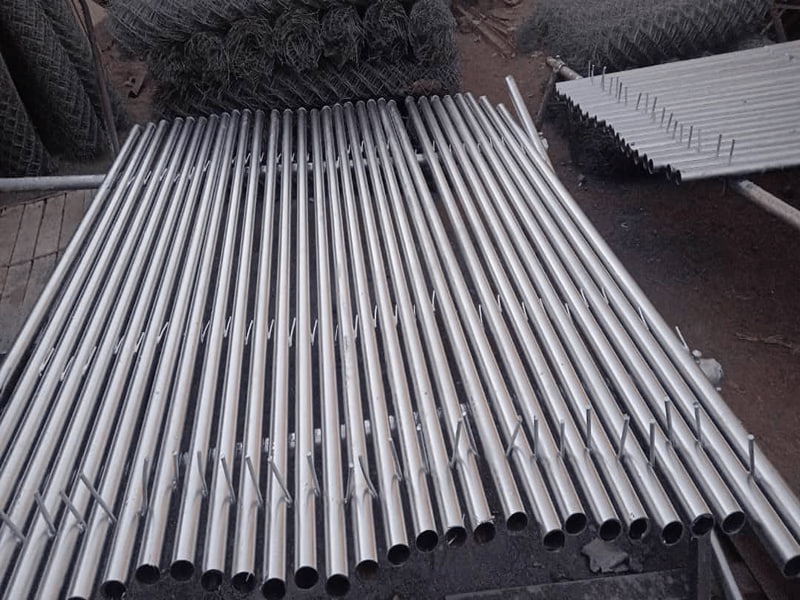 مزایای پایه فنس فنس گستر